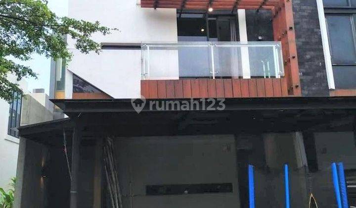 Dijual Rumah Semi Furnished di Grand Trevista Rempoa 1