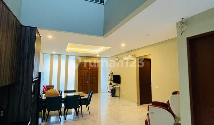 Turun Harga Dijual Rumah Baru Modern Minimalis Premium Rooftop City View di Pulomas 2