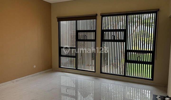 Dijual Rumah Semi Furnished Cluster Australia Green Lake City 2