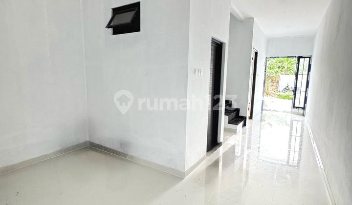 Rumah Baru 2 Lantai Dekat Akses Tol Meruya Jakarta Barat 2