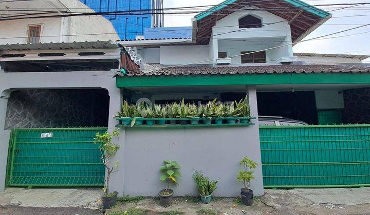 Dijual Rumah 2 Lantai Hadap Barat Posisi Strategis Kebon Jeruk 1