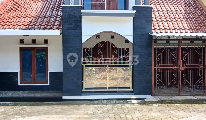 Rumah 2 Lantai 3Kt Sidoarum Godean Siap Huni