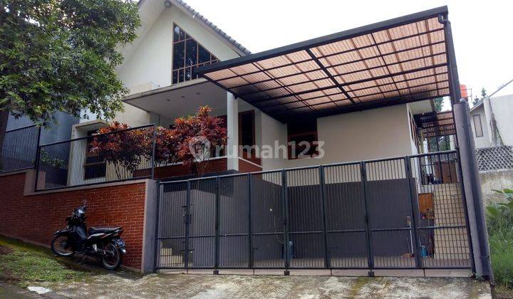 Rumah 1 Lantai Terawat Asri Minimalis Area Cisitu Dago Bandung  1