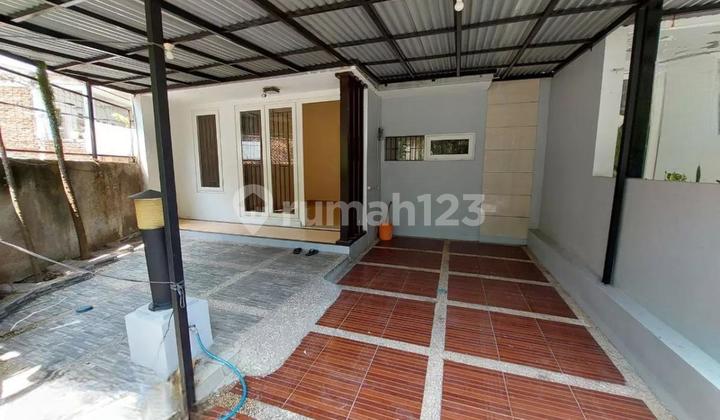 Rumah Murah Siap Huni di Komplek Cigadung Harga Sudah Pasaran Rumah Murah Siap Huni di Komplek Cigadung Harga Sudah Pasaran