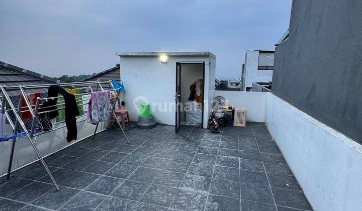 Rumah Semi Furnished Posisi Hook Strategis Dekat Cikutra Bandung 1