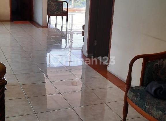 Dijual cepat rumah 2 lantai siap huni di Bandung! Cocok untuk hunian keluarga besar atau usaha rumah kost 2