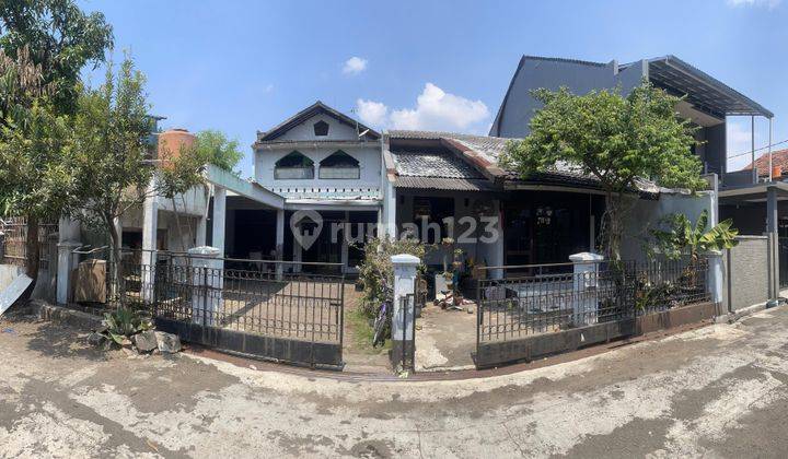 Rumah Lama Murah Area Buah Batu Bandung Butuh Renov Kecil 1