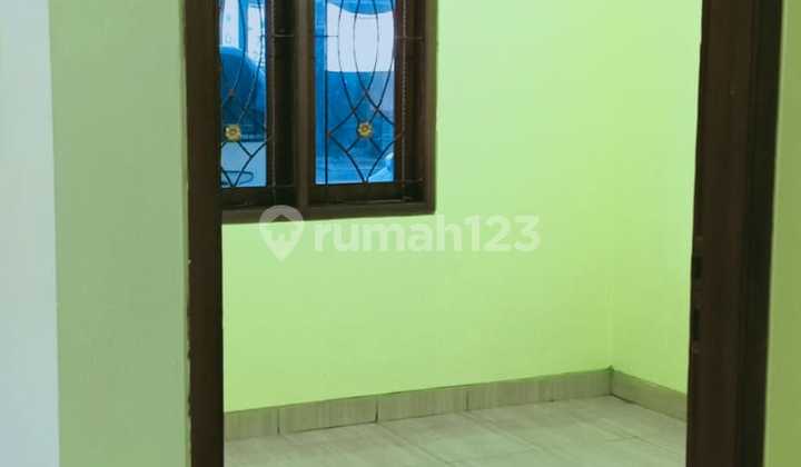 Disewakan Rumah 1 Lantai Dalam Komplek Arcamanik Semi Furnished 2