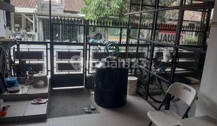 2-Storey House Ready to Occupy in Arcamanik Raya, Bandung City