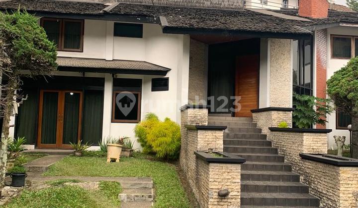 Comfortable and Spacious House in a Complex Near UPI Setiabudhi Bandung 2