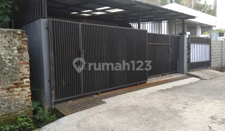 House in Margahayu Raya Near Jl Propelat Ready to Occupy Bandung