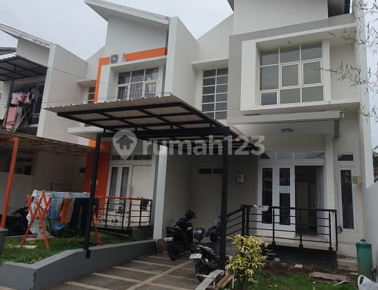 Rumah 2 Lantai Siap Huni di Komplek Antapani Rumah Baru Renovoasi