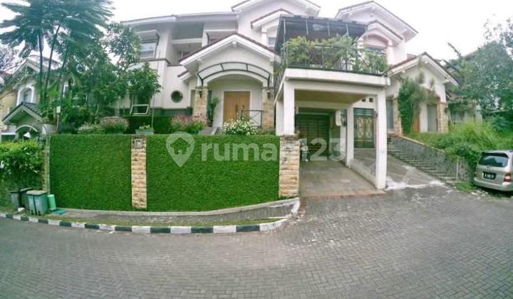 Rumah Murah Terawat Nyaman Dalam Komplek Alamanda Dago Bandung