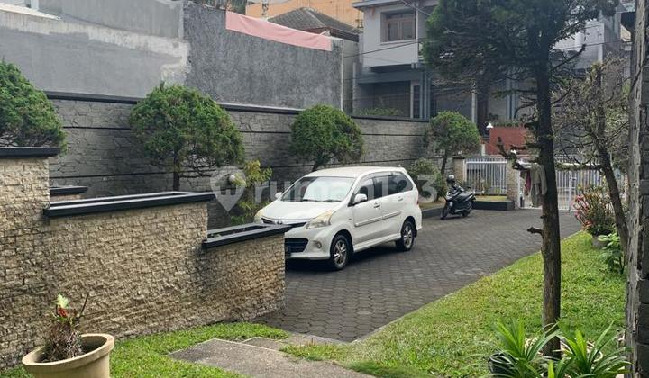 Rumah Nyaman dan Luas Dalam Komplek Dekat Upi Setiabudhi Bandung