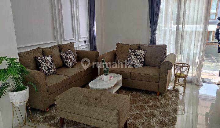 Rumah Semi Furnished Posisi Hook Strategis Dekat Cikutra Bandung 2