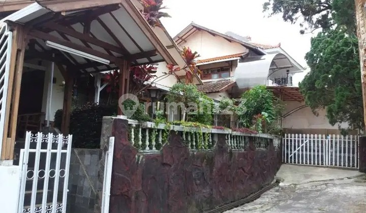 Dibawag NJOP Rumah dan Kost di Dago Dekat Sekolah Negeri Ternama