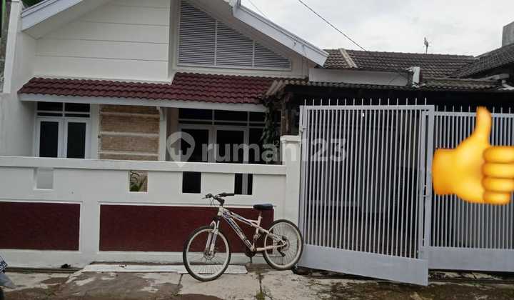 Rumah Dalam Komplek Istana Kawaluyaan Lingkungan Aman dan Nyaman Rumah Dalam Komplek Istana Kawaluyaan Lingkungan Aman dan Nyaman
