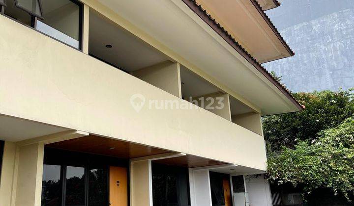 Ruang Usaha Ex Hotel Siap Operasional di Setiabudi Mainroad