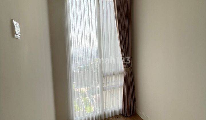 DISEWAKAN  Apartemen Landmark Residence 2 Kamar Tidur Semi Furnished 2