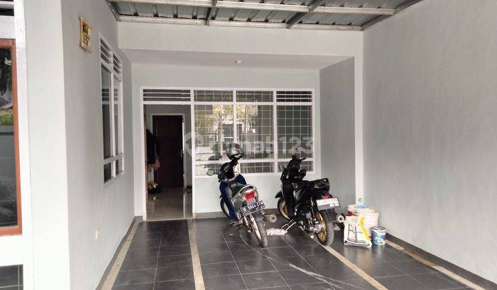 Disewakan Rumah Di Sayap Cipaganti  1