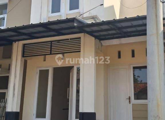 Rumah disewakan di Cinere 2 lantai nempel pintu toll strategis 1