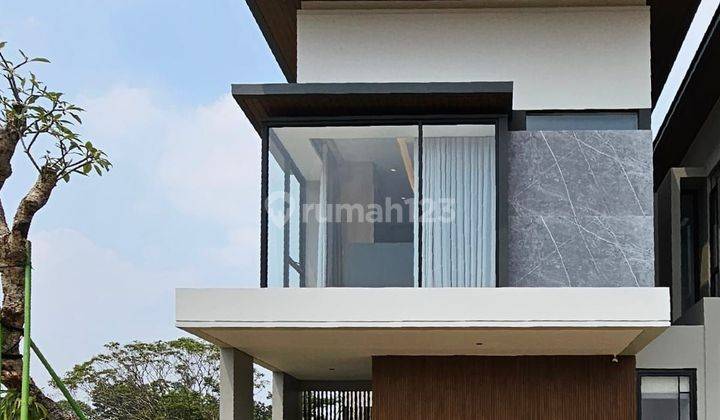 Rumah 2 Lantai View Danau konsep kota mandiri Tenang Exclusive  1