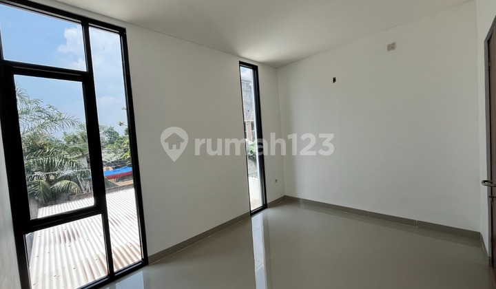 Scandinavian Model Ready-to-Live House Direct Toll Gate Access 2