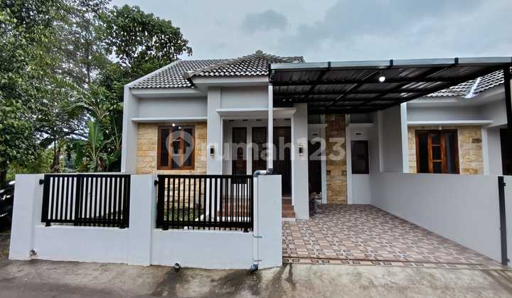 Buat Kamu yang Cari Rumah Deket Jogja Siap Huni Type Luas Harga Dibawah 1 Miliar Ini Solusinya!!! Buat Kamu yang Cari Rumah Deket Jogja Siap Huni Type Luas Harga Dibawah 1 Miliar Ini Solusinya!!!