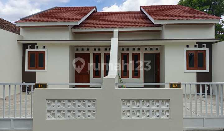 Cuma 350 Juta Dapat Rumah Siap Huni Type 50/70m2 3KT+1KM di Prambanan 5 menit ke Jl.Jogja-Solo Cuma 350 Juta Dapat Rumah Siap Huni Type 50/70m2 3KT+1KM di Prambanan 5 menit ke Jl.Jogja-Solo