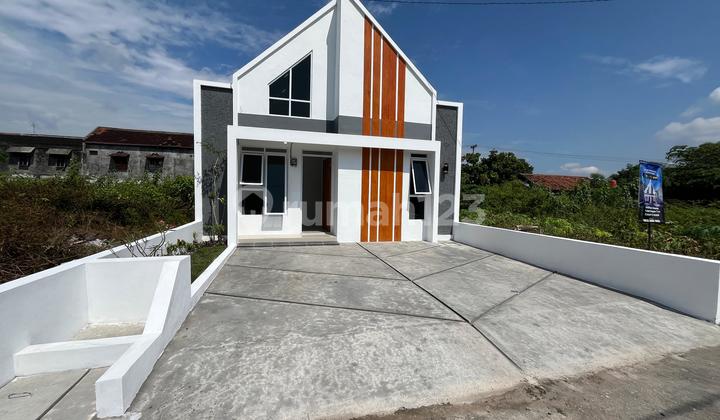 In front of Brambanan Station, Ready-to-Occupy House Type 42/99m2 Only 535 Million Legality SHM+PBG Ready for KPR 2