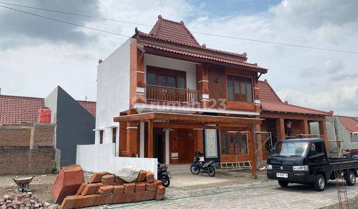 DIJUAL RUMAH JOGLO MODERN 2 LANTAI DEKAT CANDI PRAMBANAN KLATEN 1