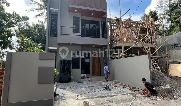 2 Floors Front and Back Hook Type 90/108M2 in Widodomartani Sleman Near UII Ready for KPR SHM+IMB Ready 2