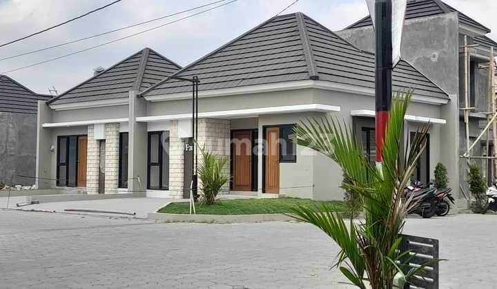 Rumah Pesan Bangun Limasan Cantik Cuma 300Jtan di Prambanan Klaten 10 Menit Dari Exit Tol Prambanan