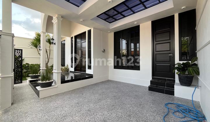 Grand American Classic Ready-to-Occupy House, 85/132m2 Area, 4BR+3BT in Kalasan Sleman, 1 Unit Ready for Mortgage 2