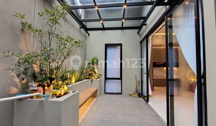 Jual Rumah Siap Huni Megah Type 129/202m2 di Purwomartani Sleman 4KT+2KM SHM READY Siap KPR 2