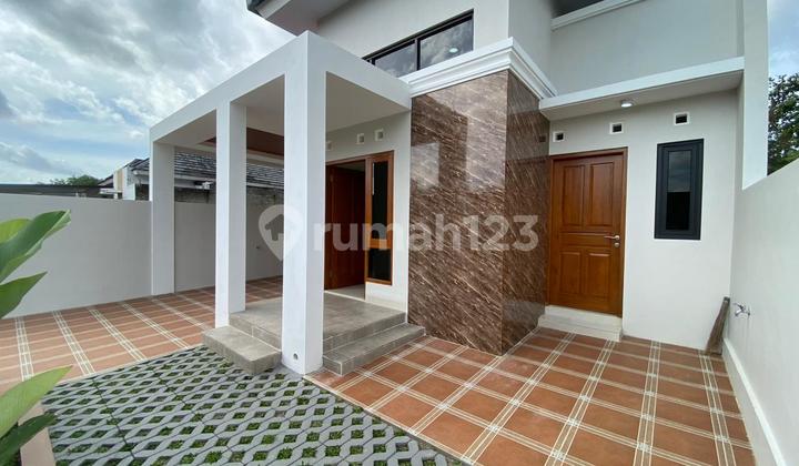 1 Unit of Move-In Ready House, 1.5Km from Pamella Supermarket, Type 85/122M2, SHM+PBG Ready, Eligible for KPR. 2