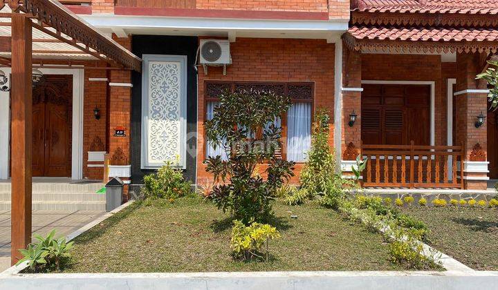 DIJUAL RUMAH JOGLO MODERN 2 LANTAI TIMUR CANDI PRAMBANAN 2