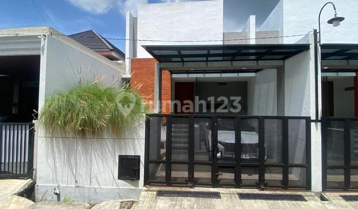 Bu Jual Cepat Rumah Siap Huni Type 82/118M2 (3Kt+2Km) Shm+Imb Ready Siap KPR Cuma 1.180M Furnished 2