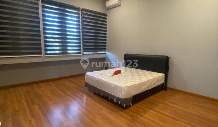 For Rent Rumah Mewah Dengan Konsep Klasik Modern Di Setraduta 1