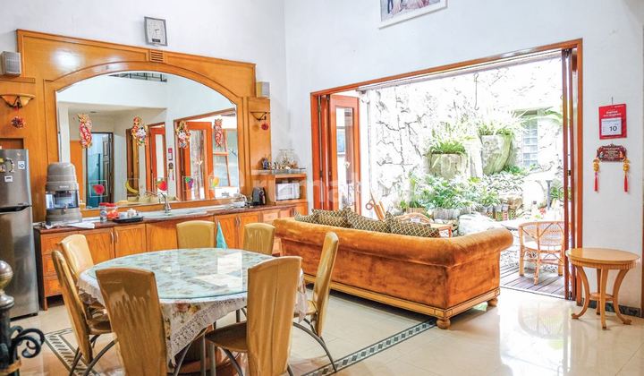 For Sale Rumah Posisi Mainroad cocok untuk Usaha di Bandung For Sale Rumah Posisi Mainroad cocok untuk Usaha di Bandung