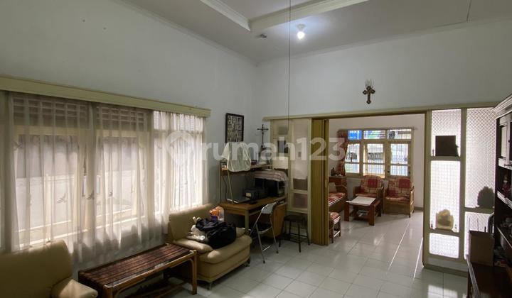 Jual Cepat! Rumah Ada lift di Pusat Kota Bandung 2