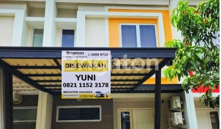 Rumah minimalis modern 2 lantai di lingkungan asri dan nyaman 1