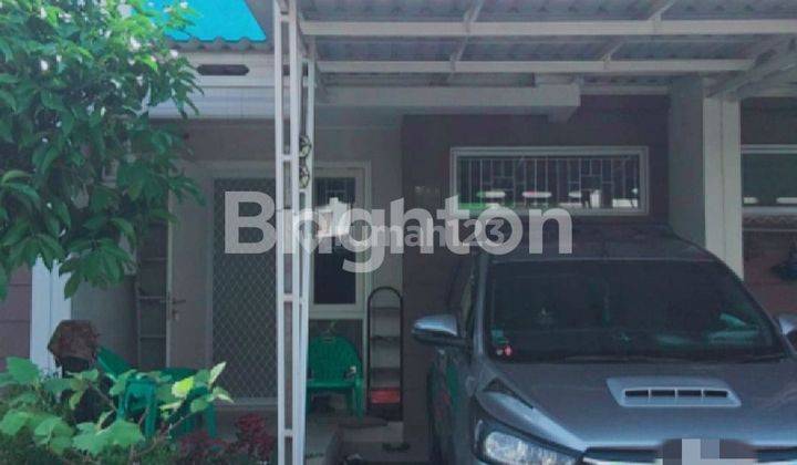 Rumah 2 lantai siap huni di lingkungan yang asri 1