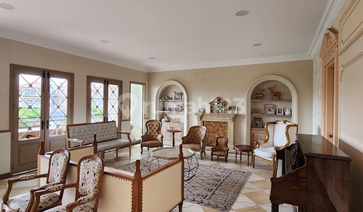 Rumah American Classic Lokasi Strategis di KBP Rumah American Classic Lokasi Strategis di KBP