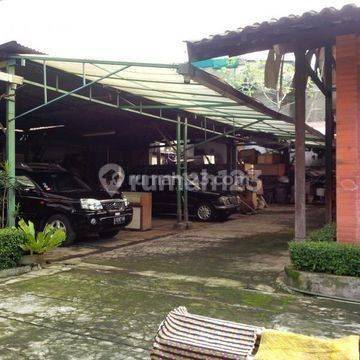 Rumah Cocok Untuk Ruang Usaha Atau Hotel di Jalan Siliwangi 2