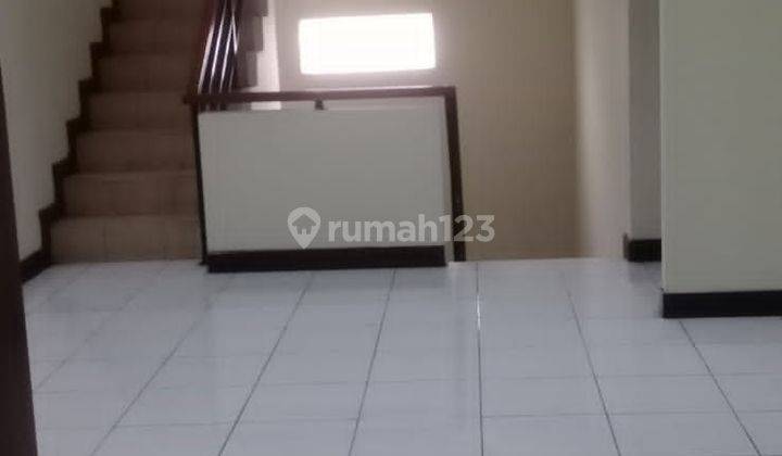 Ruko 3 Lantai Cocok Untuk Berbagai Usaha di Cimahi 2