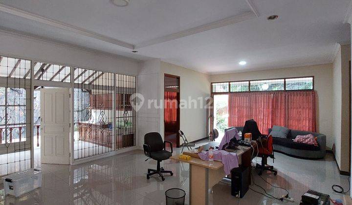 Rumah Hoek Nyaman Sudah Renovasi di Taman Citeureup