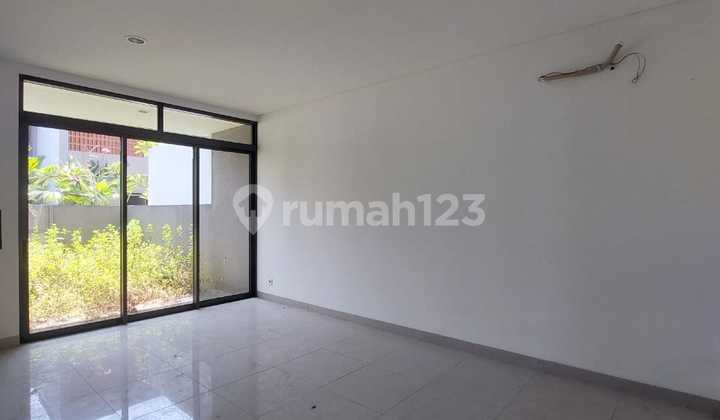 For Sale! House in Fashagriya Cluster, Podomoro Park Bandung