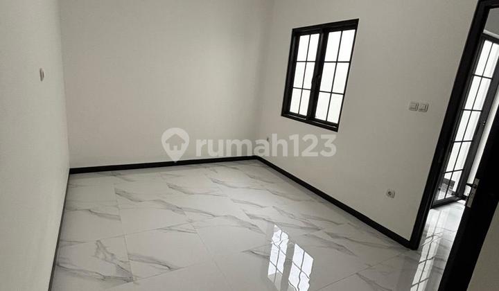 Brand New House Siap Huni Dekat Stasiun Pondok Ranji Tangsel 2