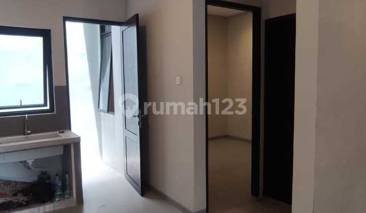 Rumah Baru Dengan Rooftop Minimalis Modern Di Graha Bintaro 2